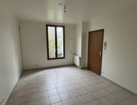 LOCATION APPARTEMENT VILLEMOMBLE