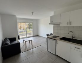 LOCATION MEUBLEE APPARTEMENT VILLEMOMBLE
